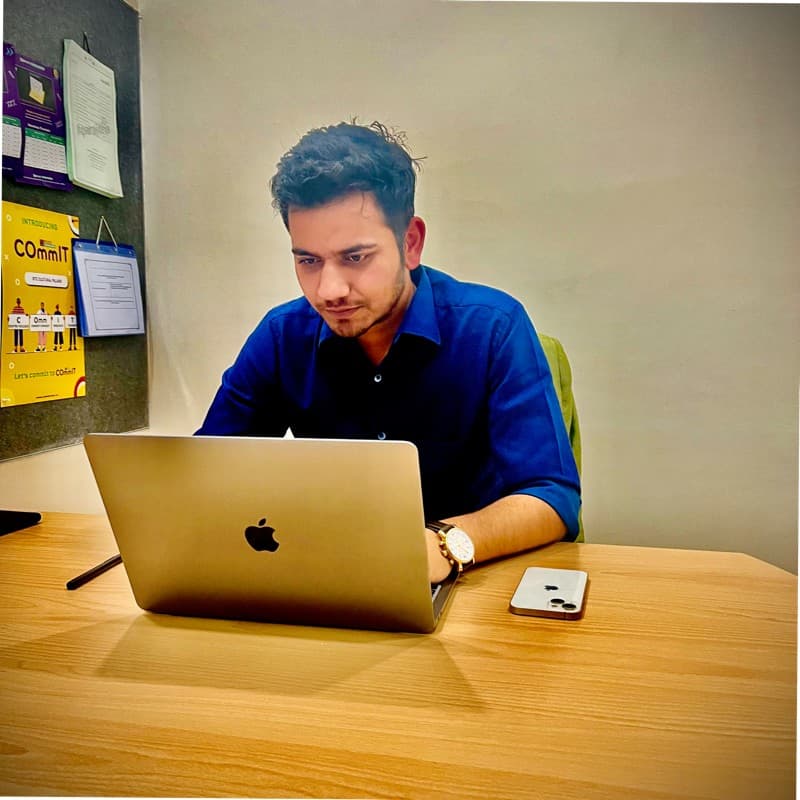 Yash Tak, CEO & Founder at QuikLog